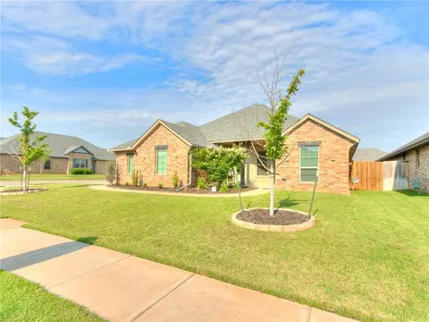 16829 Picasso Dr, Oklahoma City, OK 73170