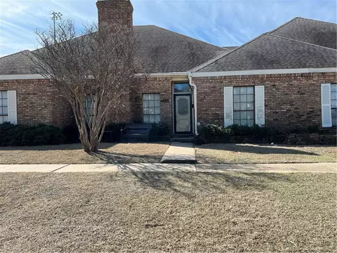 902 S Franklin Dr, Ardmore, OK 73401