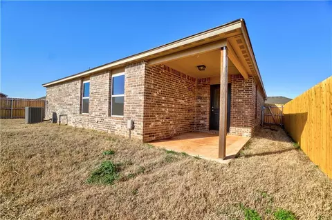 508 Crystal Ln, Tuttle, OK 73089 photo 21