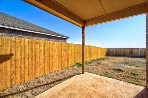 508 Crystal Ln, Tuttle, OK 73089 photo 20