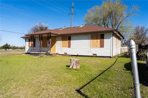 4301 SE 38th St, Del City, OK 73115