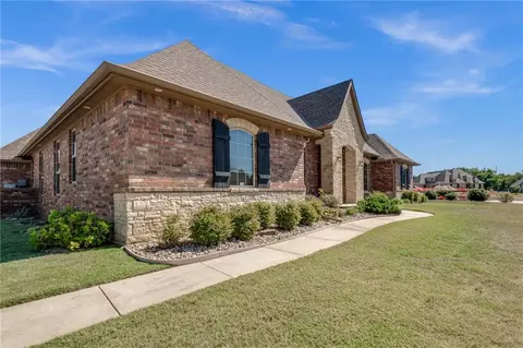 2608 Glen Aerie Rd, Choctaw, OK 73020