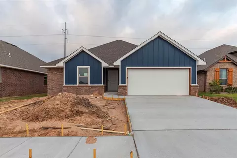 9301 Poppey Pl, Yukon, OK 73099