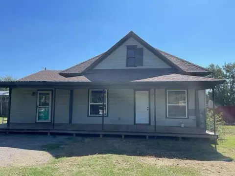415 N 10th St, Thomas, OK 73669