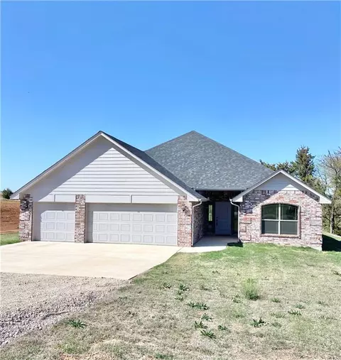 6864 Seabiscuit Ln, Guthrie, OK 73044