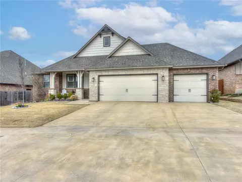 705 NW 197th St, Edmond, OK 73012