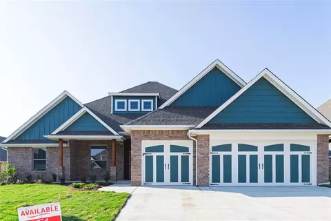 9116 NW 115th St, Yukon, OK 73099