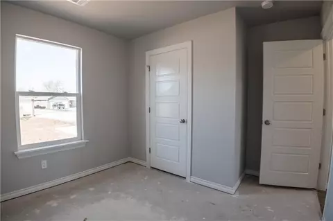 404 Grove St, Perry, OK 73077 photo 17