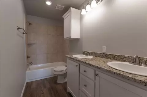 404 Grove St, Perry, OK 73077 photo 13