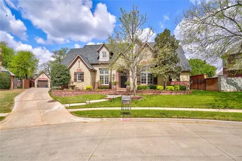 4705 Flint Ridge Cir, Norman, OK 73072