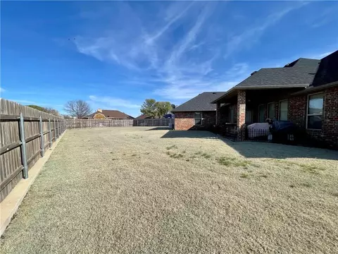 3716 Regal Dr, Altus, OK 73521 photo 40