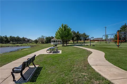 321 Perth Dr, Norman, OK 73069 photo 50