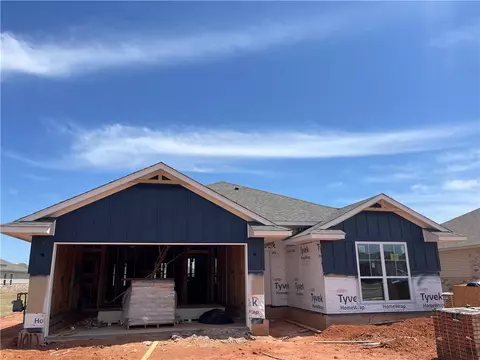1012 S Appaloosa Ln, Mustang, OK 73064