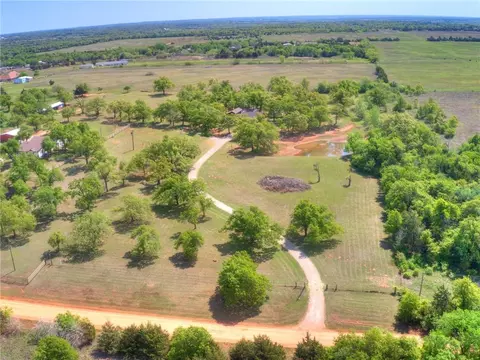 3900 S Douglas Blvd, Guthrie, OK 73044