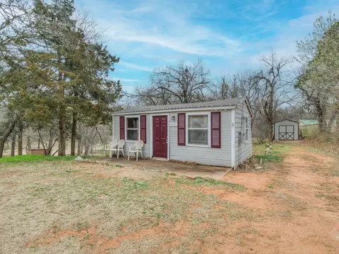 20975 E 8th St, Hinton, OK 73047 photo 3