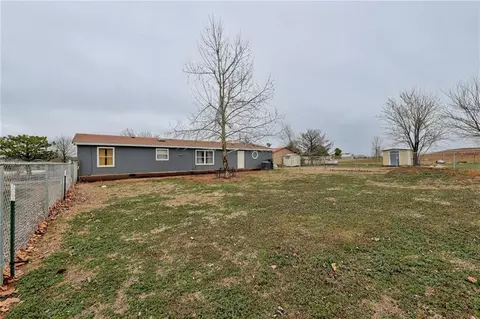 9701 E Horseshoe Ln, Moore, OK 73160 photo 45