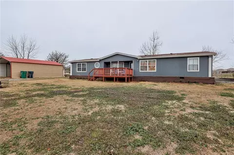 9701 E Horseshoe Ln, Moore, OK 73160 photo 6