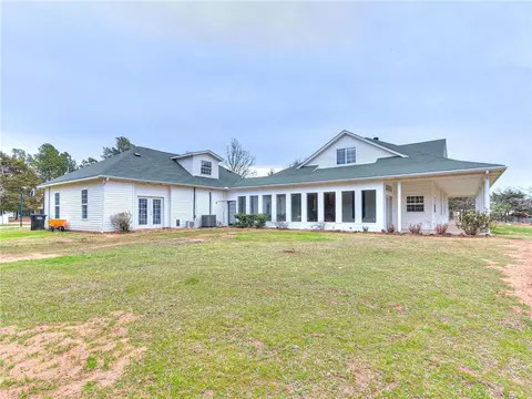 302 Our Rd, Mcloud, OK 74851 photo 3