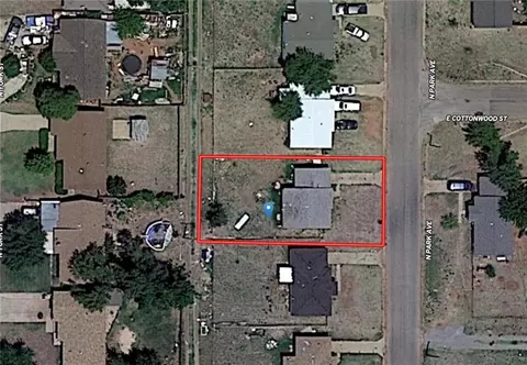 817 N Park Ave, Altus, OK 73521 photo 2