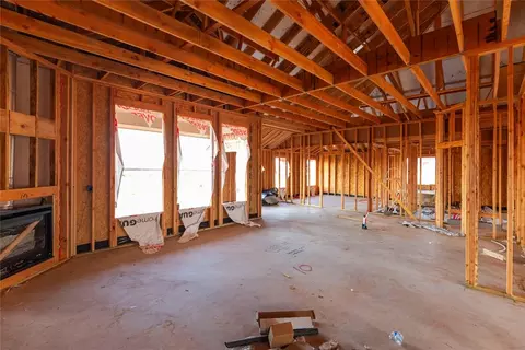9224 NW 88th St, Yukon, OK 73099