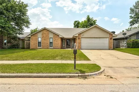 1900 W Stepping Stone Trl, Edmond, OK 73013