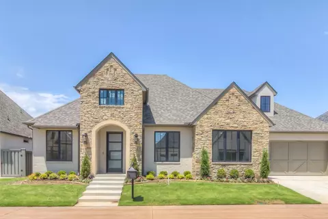 16417 Loire West Dr, Edmond, OK 73013