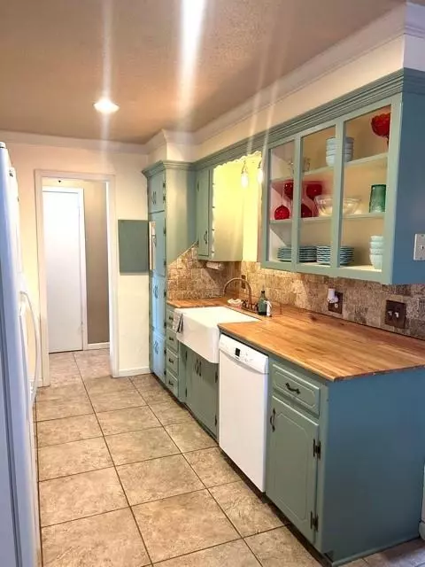 8300 NW 35th St, Bethany, OK 73008 photo 3