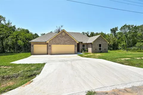 7909 Joy Rd, Spencer, OK 73084