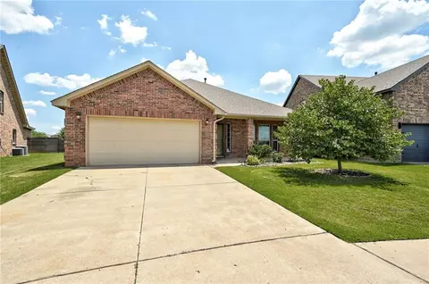 19460 Currant Dr, Edmond, OK 73012