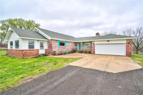 46204 E Macarthur St, Shawnee, OK 74804