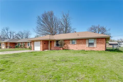1319 Kansas St, Norman, OK 73069