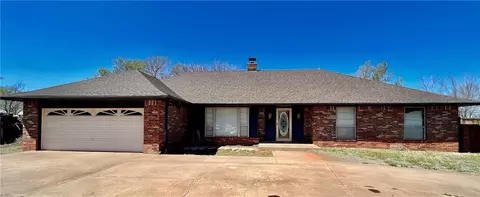 808 S Third St, Cheyenne, OK 73628 photo 1