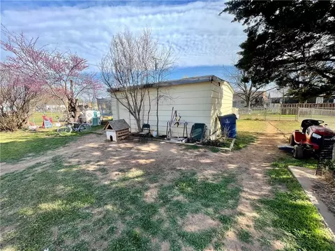 1104 E Sycamore Ave, Altus, OK 73521 photo 27