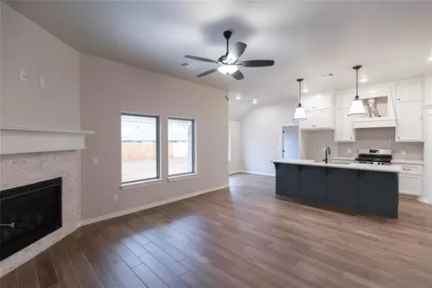 12308 SW 30th St, Yukon, OK 73099