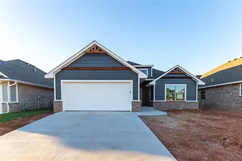 12304 SW 30th St, Yukon, OK 73099