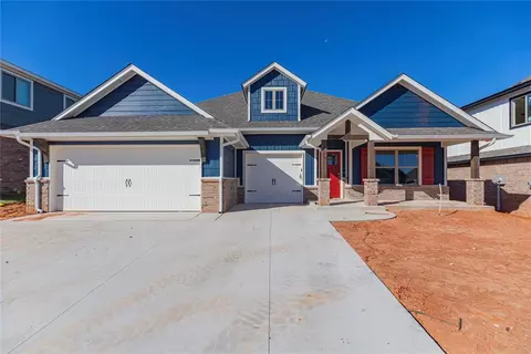 5513 Santa Lucia Dr, Mustang, OK 73064