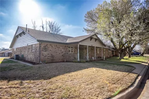 920 S Lantern Ln, Weatherford, OK 73096