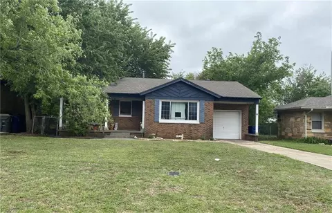 1720 Andover Ct, The Village, OK 73120
