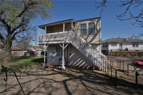 311 W Arapaho St, Weatherford, OK 73096