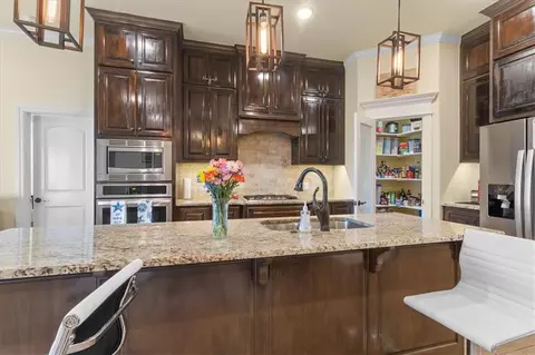 3416 Huron Cir, Moore, OK 73160 photo 17