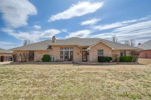 8704 SW 80th St, Oklahoma City, OK 73169