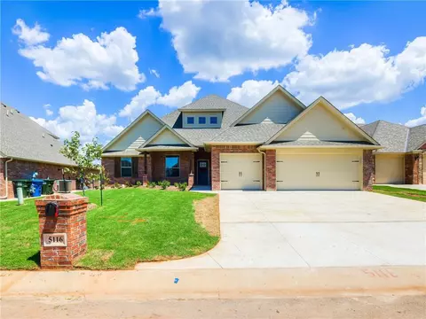 5116 Table Rock Dr, Edmond, OK 73025