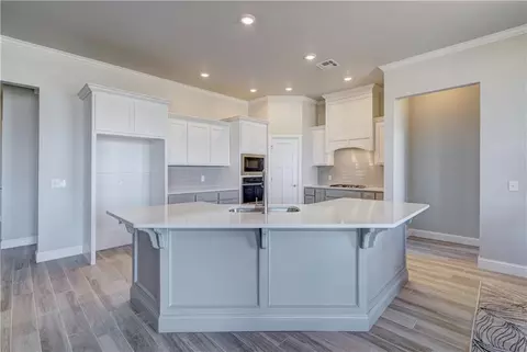 1005 Acclivis Way, Newcastle, OK 73065