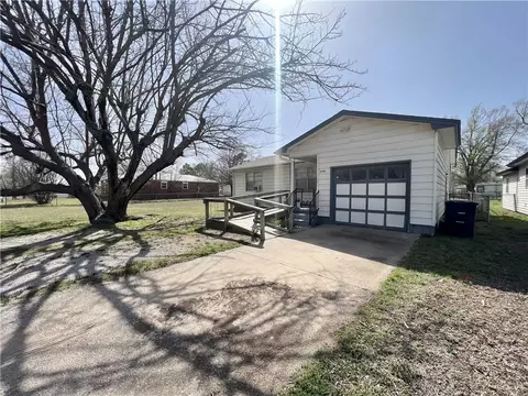 3108 N Beard Ave, Shawnee, OK 74804
