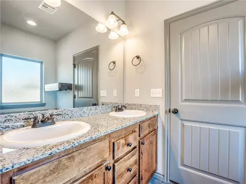 20615 Frontier Ave, Harrah, OK 73045 photo 34