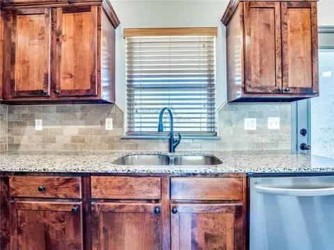 20615 Frontier Ave, Harrah, OK 73045 photo 28