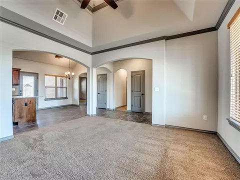 20615 Frontier Ave, Harrah, OK 73045 photo 10