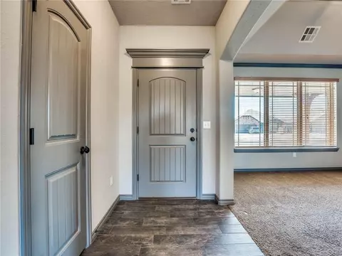 20615 Frontier Ave, Harrah, OK 73045 photo 7