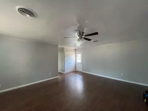 114 Pickard Dr, Mcloud, OK 74851 photo 13