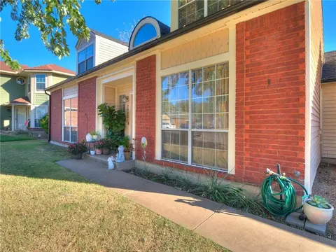 2400 Bonnybrook St, Norman, OK 73071